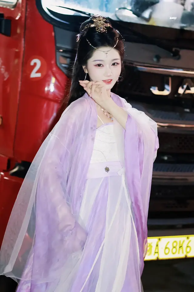 岳雨婷古装绝美