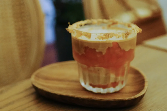 不走寻常路的国际化县城，关心一日三餐，更关心咖啡和汇率