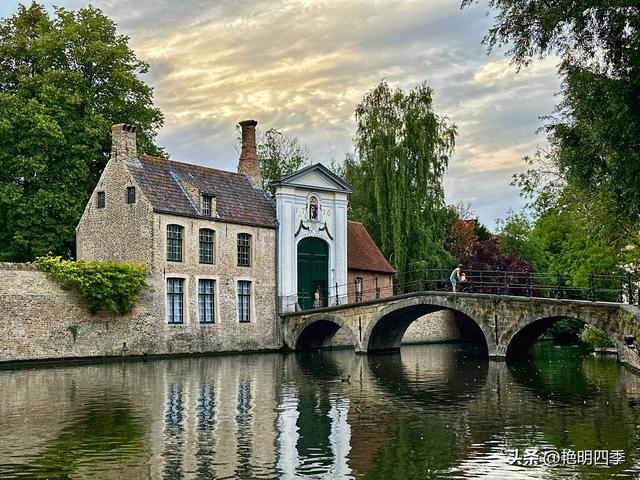 欧游杂记（12）‖ 布鲁日：比利时的“中世纪童话小城”