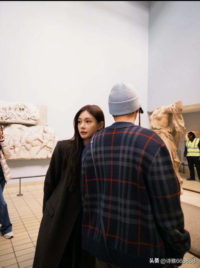 沈梦辰晒甜蜜合影为杜海涛庆祝38岁生日，两人眼神拉丝爱意满满！