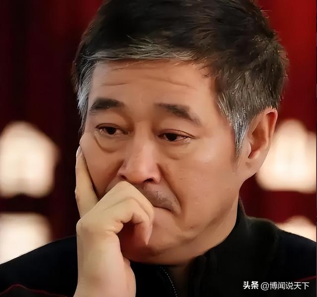 赵本山没想到，爱徒宋晓峰因为女儿闺蜜的爆料，体面被撕得粉碎！