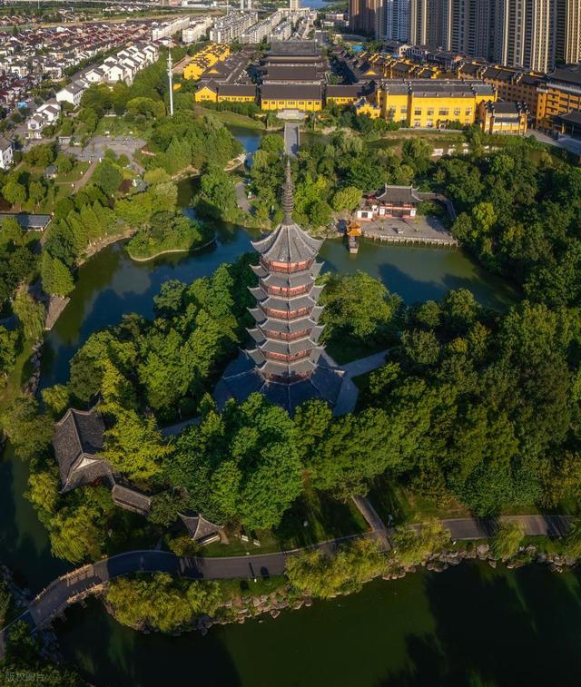 帝王之乡，眼镜之城，当年解放上海也从这里启程