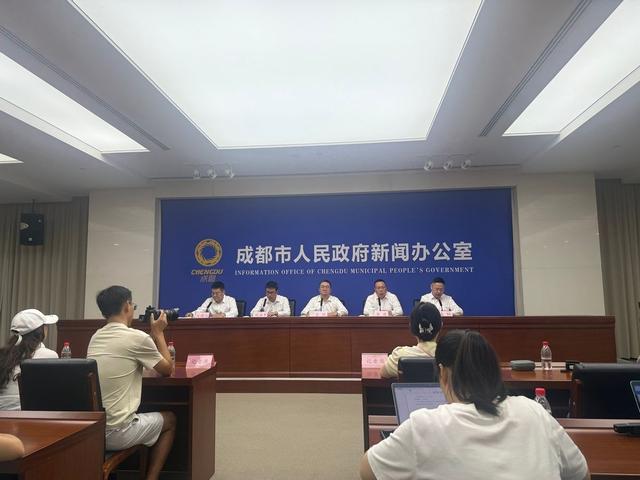 不可思议！还有2天国庆节，这5个“反常”现象，却跟往年大不相同