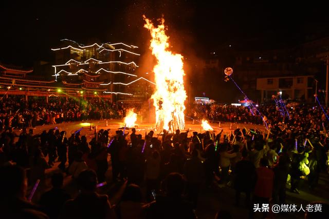 贵州雷山西江镇黄里苗寨万客进寨同庆浓浓苗乡年味