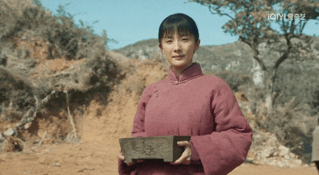 不会演就别尬演！《生万物》最大的败笔，就是请了“戏混子”的她
