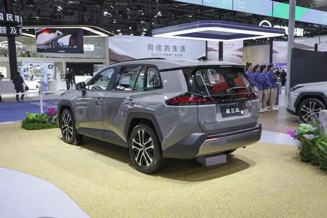 为什么说广汽丰田威兰达AIR版是更好的家用SUV？ 第2张