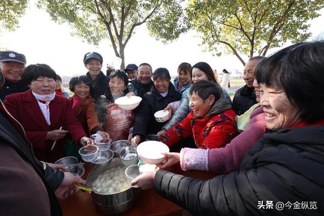 冬至不吃饺子，真就"忘本"了？别让传统变枷锁！主要是心意和自在