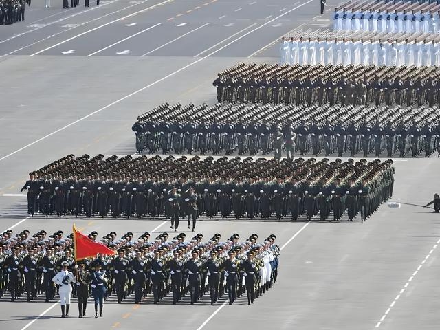 谈到晚上8点，特朗普开出访华条件，北京不必留座，美方态度嚣张