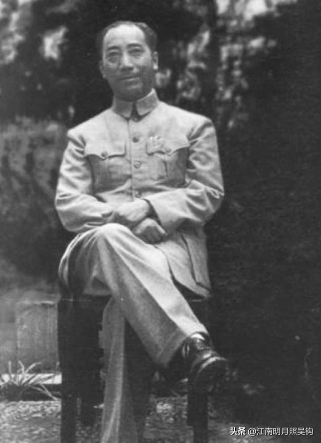 这些大汉奸不逃到国外去、竟然还要去赴宴，真是不作死就不会死！