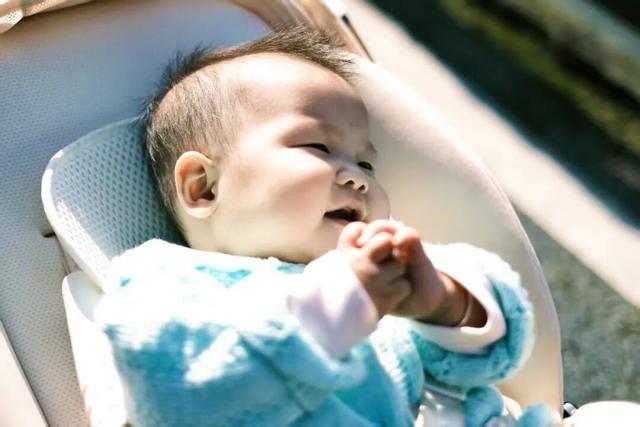 新津人的“小美满”，开启全民晒太阳模式