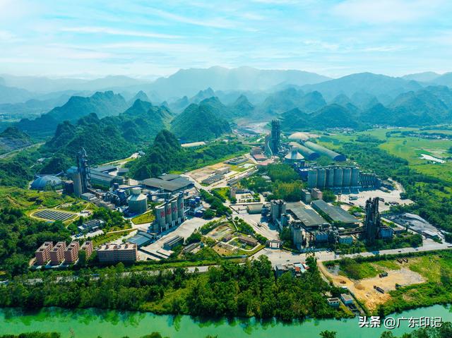 叹温泉、赏美景、品美食，岭南这座城一定别错过！