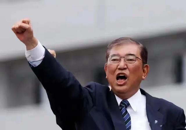 首位拒绝出席中国阅兵的总统出现？既是意料之外，又在情理之中