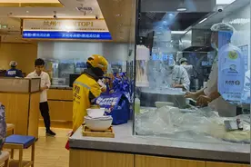 强制收取打包费遭上海消保委质疑，外卖打包费怎么收才合理？图片