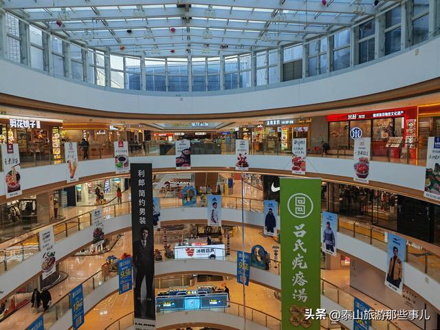 泰安：城东有一条著名商业步行街，藏着商业逻辑里的真相，很扎心