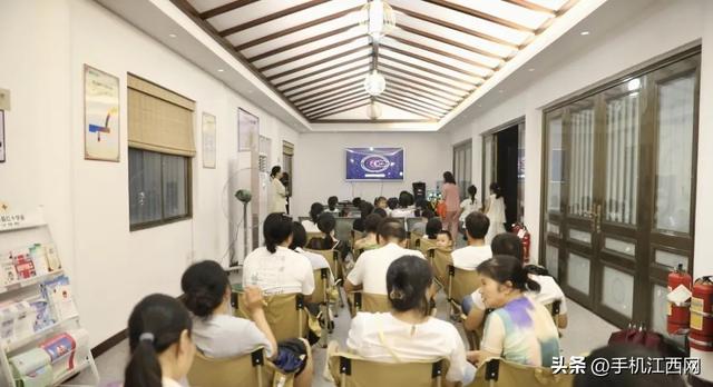 夜游桔乡新玩法：南丰“白+黑”文旅盛宴点燃盛夏激情