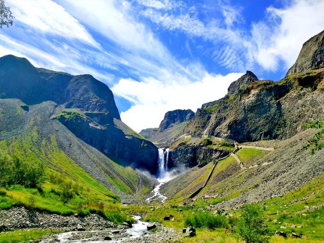 相隔1000公里，依然挡不住韩国觊觎，长白山究竟有何特别？