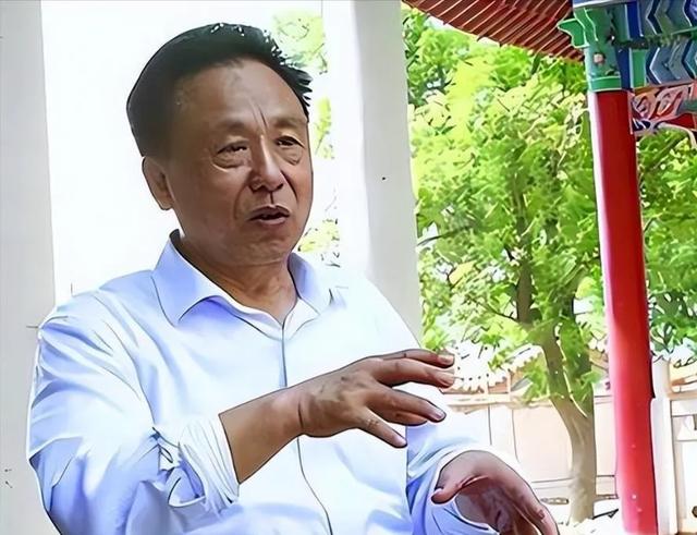 包养10位情妇，睡觉翻牌生下11个私生子，75岁还在拼命生娃！