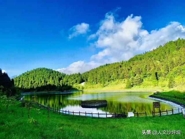 这5个宝藏避暑地，白天耍水、晚上盖被子，本地人都私藏！