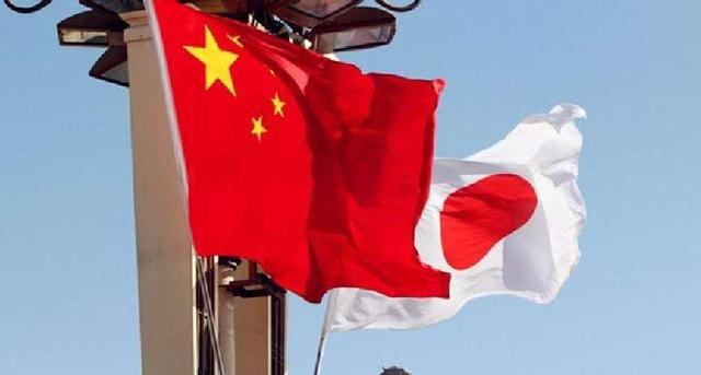 高市早苗知道事情闹大了，3天后又火速改口，中国这次不再客气了