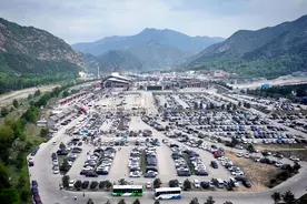 5·19中国旅游日 五台山景区喜迎四海宾朋图片