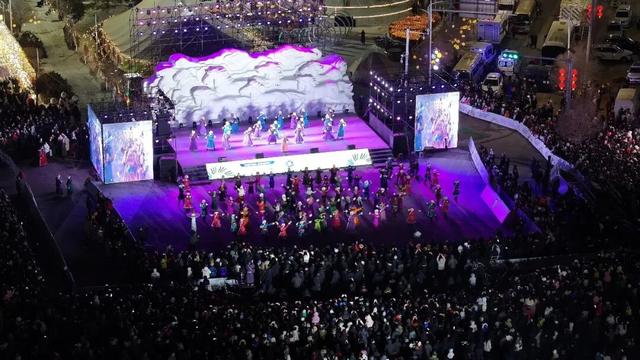 2026乌兰察布第三届冰雪那达慕之驼马争霸赛火热开幕