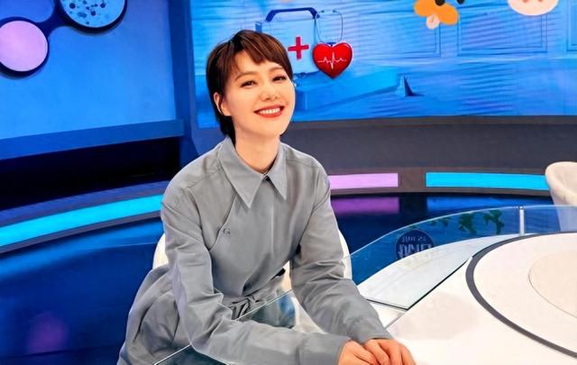 讨好大佬，陪睡上位，遭央视“开除”，她身上的标签哪个才是真的