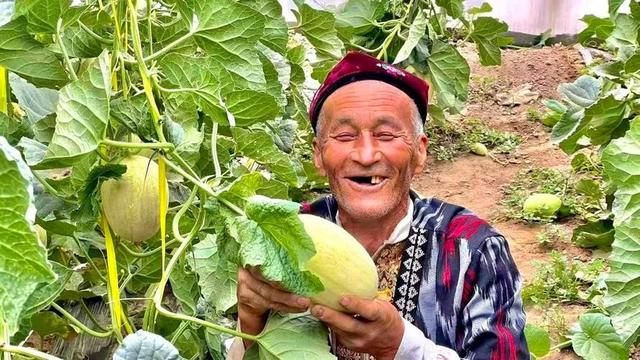 中国哈密瓜之乡新疆鄯善，千年村落藏历史，哈密瓜香飘四方