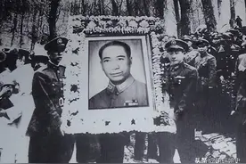 戴笠墓地：七个老农挖了一星期才挖开，随后尸身被丢弃水池里图片