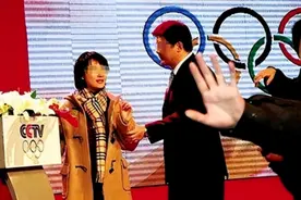 央视体坛一哥被妻子当众揭丑，出轨同事，育有私生子，结果如何了图片