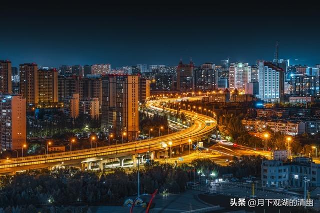 刚从宁夏银川回来，毫不客气地说，银川就是全国郊区城建天花板！