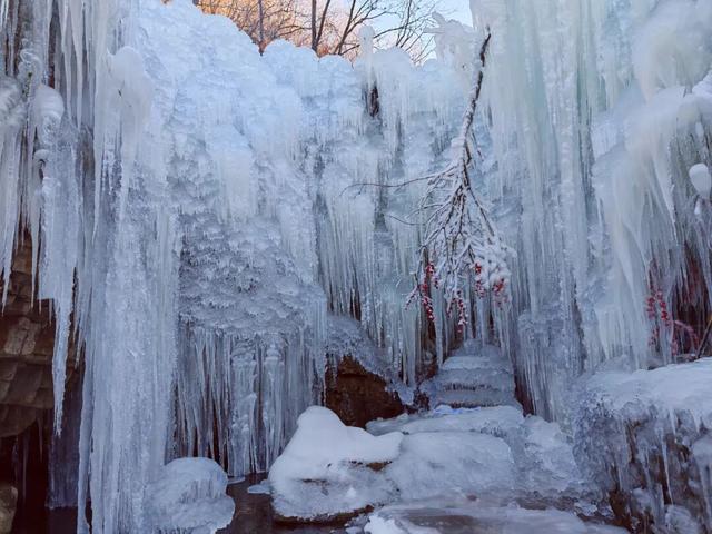 不用去哈尔滨，咱平顶山也有冰瀑雪林