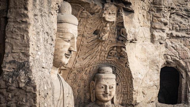 中国避暑古都TOP1！25℃的夏天里，石窟古建碳水全满足，人均500