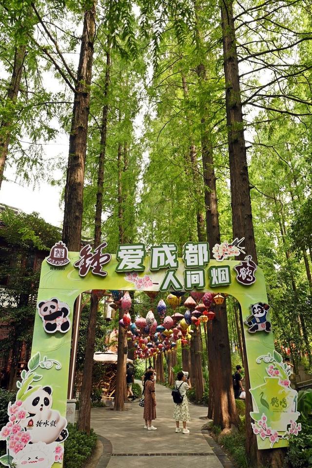 成都必去十大景点排行榜，这才是成都最值得去的10个景点，收好！