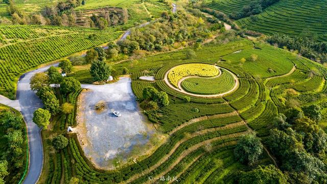 广东英德宝藏玩法：网红村/宋风古镇/仙境茶园/童话寨子全搞定