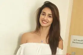 印度第一美女迪莎·帕塔尼写真赏，颜值诠释别样风情图片