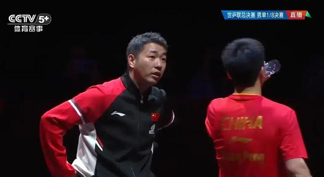 决胜局6-0一波流！向鹏逆转安宰贤拒绝爆冷为亚锦赛躺冠自证身价
