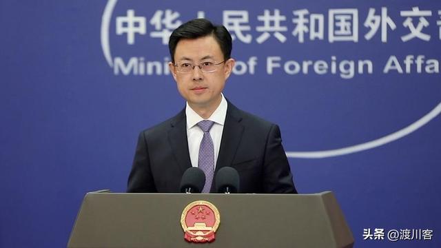 战争一触即发？美军F18硬闯委内瑞拉，扣油轮抢石油，委方不手软