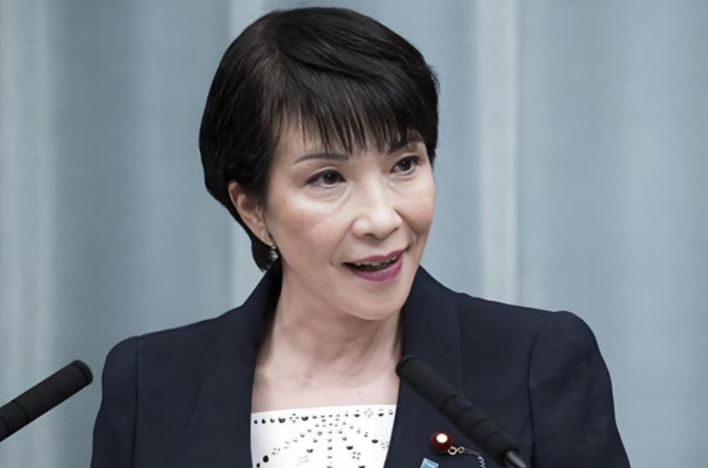 美国不许日方低头，祭出重磅手段；高市醒悟，对华作出重要表态