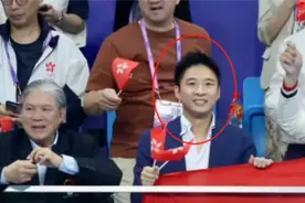 没想到！41岁单身的霍启山亮相后，以这种方式，成“全网焦点”图片
