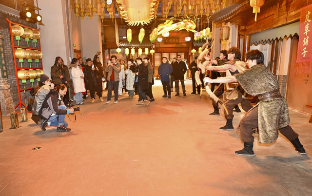 Hello冰雪Go吉林｜穿峡谷 看演出 外国媒体沉浸式体验长白山文旅