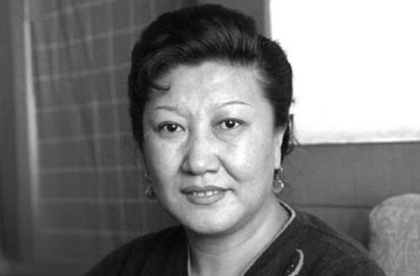 80岁何庆魁不再隐瞒，坦言与赵本山的“真实关系”，宋丹丹说对了