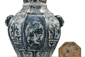 辽宁男子口渴去农家讨水喝，竟一眼看中农家的破罐子，他抱起就走图片