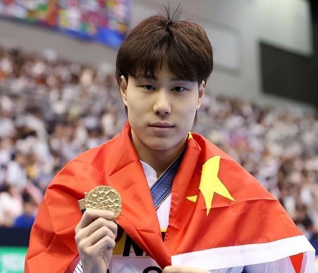 孙杨也没想到，26岁的世界冠军覃海洋，竟走上了自己的“老路”