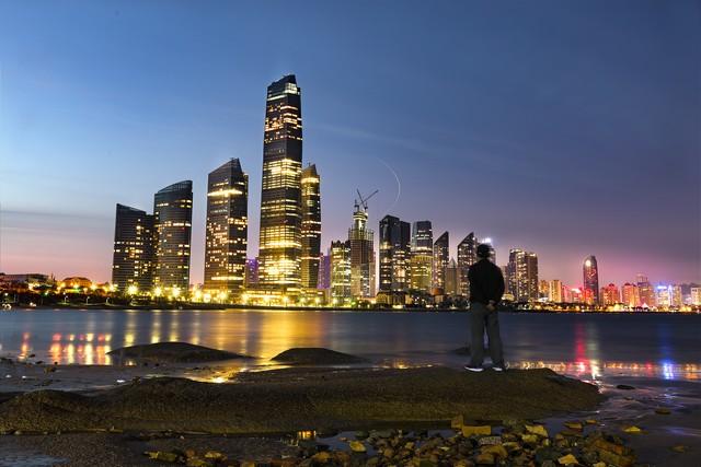 中国夜景最美的10个城市，上海第3，深圳第6，你去过几个呢？