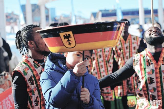 骄阳看雪 乌鲁木齐