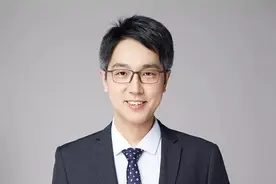 阿里数赛最帅出题人曝光，韦神是他师弟，他的学生曾获金奖图片