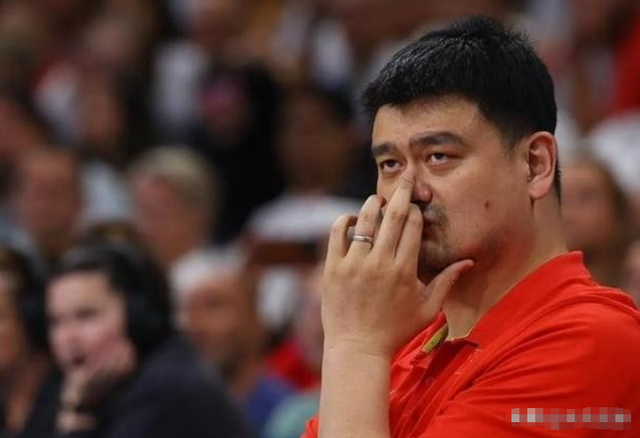 中国最有钱的5位运动员排行榜，姚明勉强排第3，第1名非她莫属
