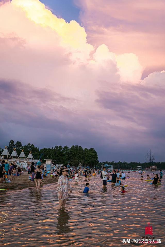 武汉夏夜天花板！东湖沙滩VIVA落日派对深度玩全攻略！