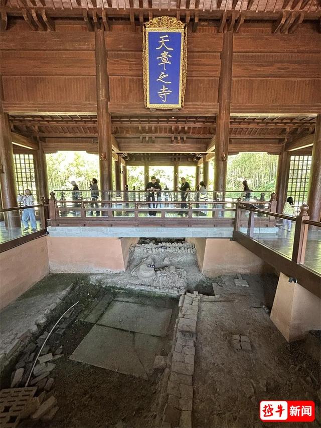 今天上午，绍兴新晋打卡地，太火爆了