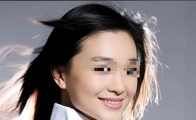已经开始抓人了！首富女明星内幕交易，女友亏完500万还被带走了